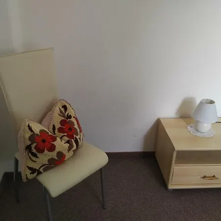 Apartment Am Personenaufzug *