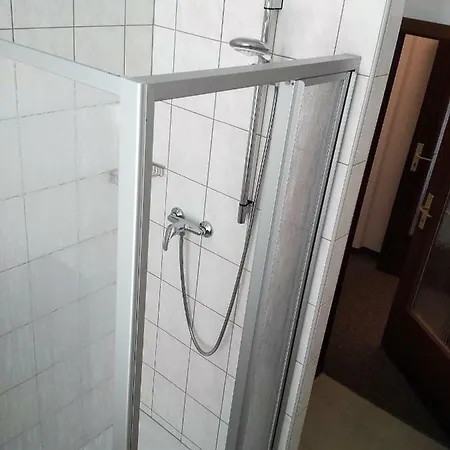 Am Personenaufzug Apartment Bad Schandau