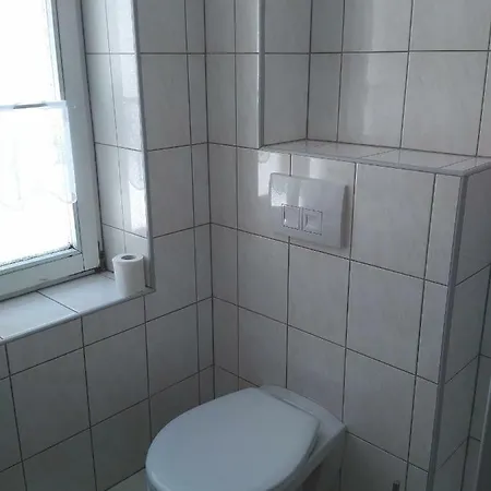 Am Personenaufzug Bad Schandau